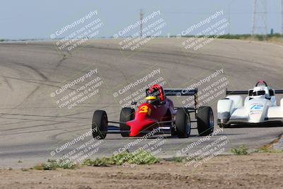 media/Apr-30-2022-CalClub SCCA (Sat) [[98b58ad398]]/Group 6/Race (Outside Grapevine)/